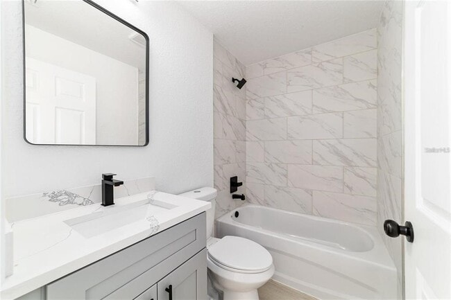 Building Photo - 15388 SW 26th Pl