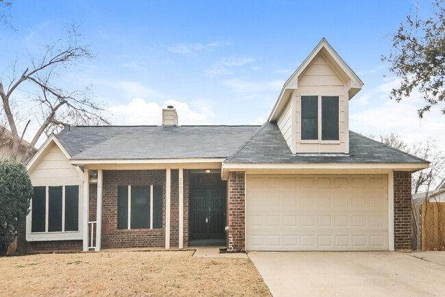 Building Photo - 2605 Mountainview Dr