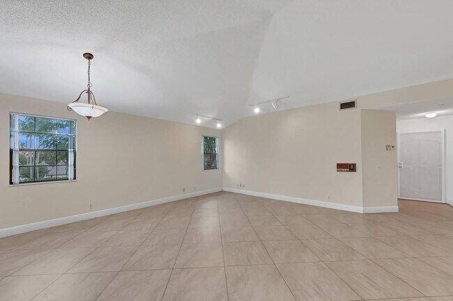 Building Photo - 6698 Montego Bay Blvd
