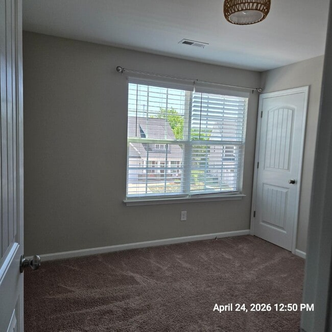 Building Photo - 2355 Campbell Lp