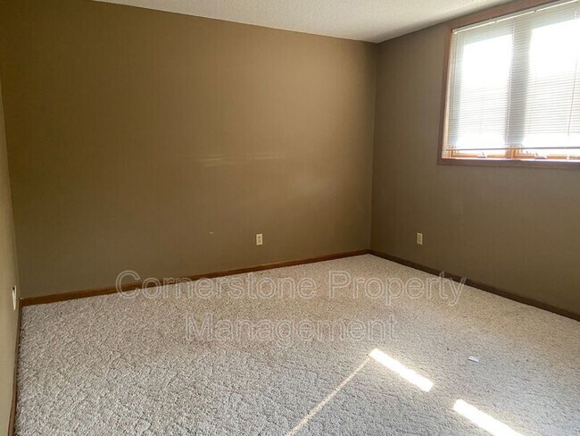 Building Photo - 1404 College St