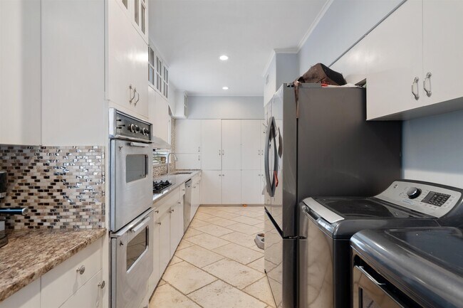 Building Photo - 817 Griner St