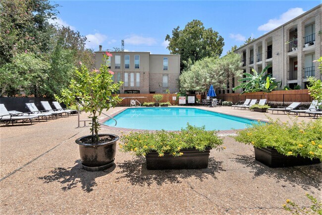 Building Photo - 4633 Wild Indigo St