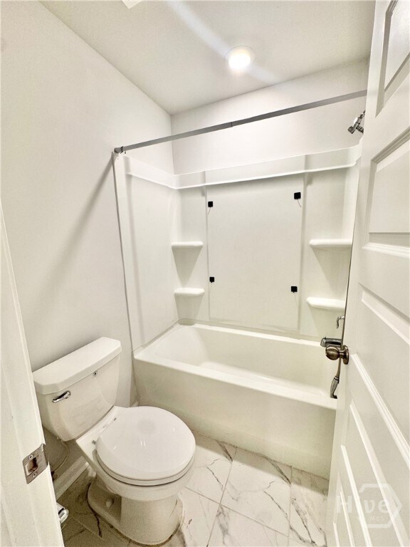 Building Photo - 245 Lillian St