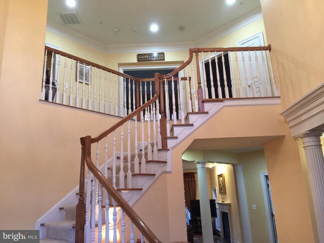 Building Photo - 12303 Greenbriar Branch Dr