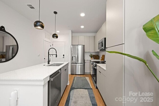 Building Photo - 4101 Raleigh St