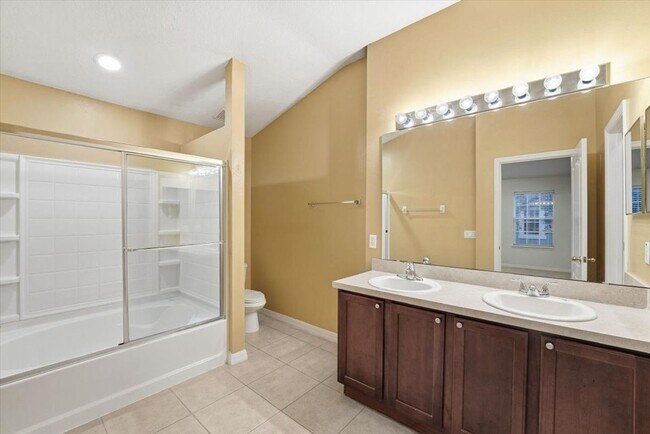 Building Photo - 757 Ashworth Overlook Dr