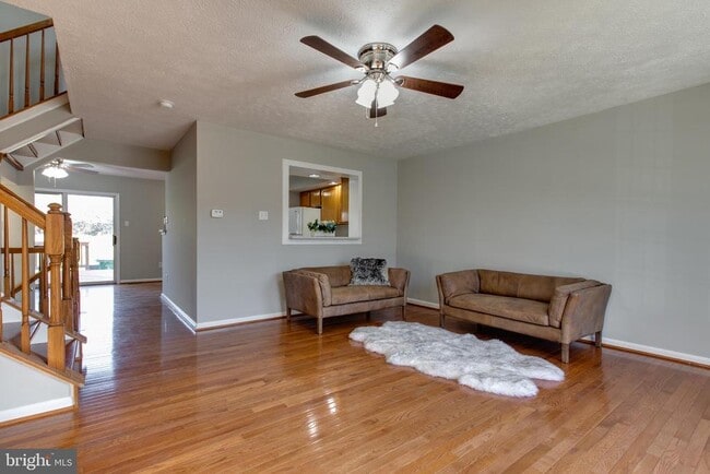 Building Photo - 7943 Brightmeadow Ct