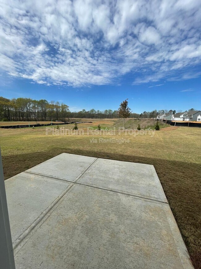 Building Photo - 74 Hampton Rdge Wy