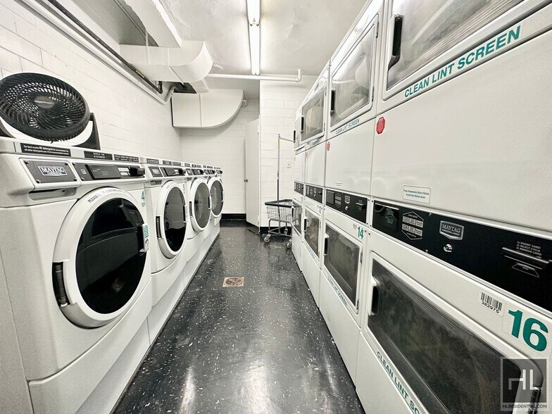 Building Photo - EAST 57 STREET