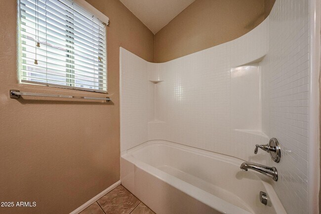 Building Photo - 4193 E Sandy Way