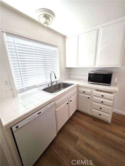 Building Photo - 4773 Larwin Ave