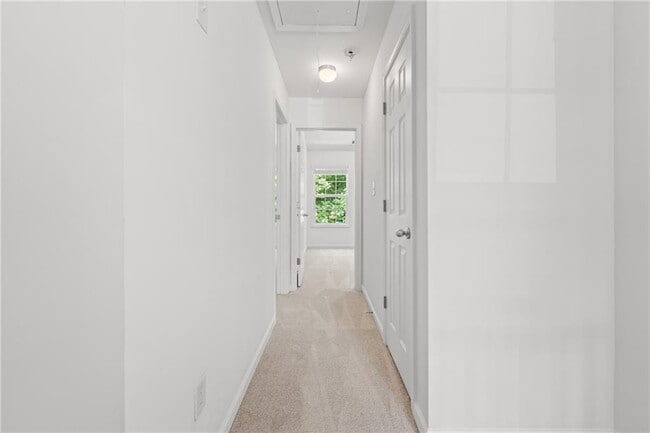 Building Photo - 350 Creek Manor Way