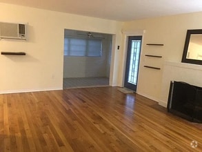 Building Photo - 500 Mendoza Ave