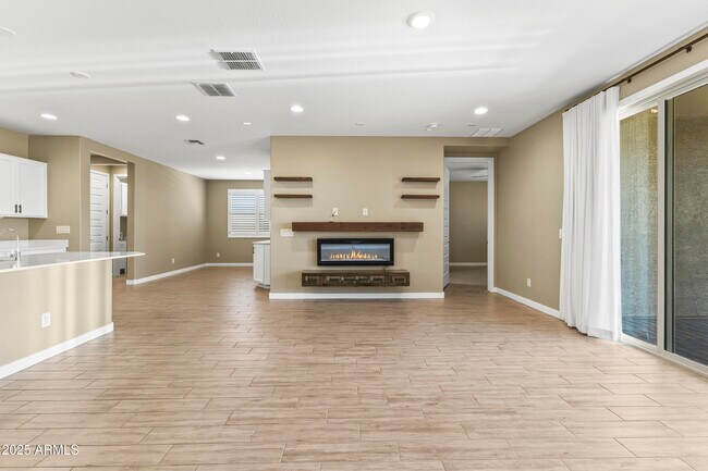Building Photo - 2603 S Barks Canyon Trail