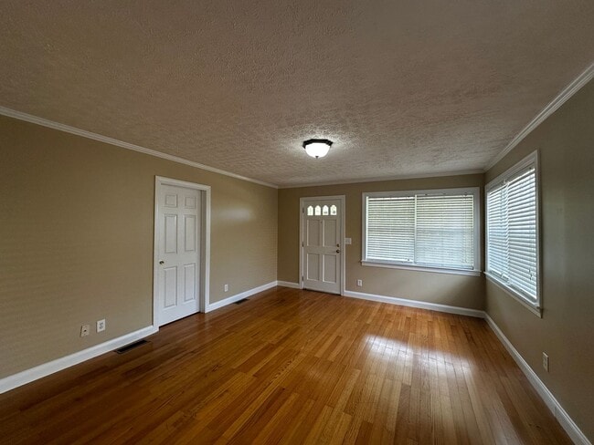 Building Photo - 3 bedroom - 1 bath - Morristown