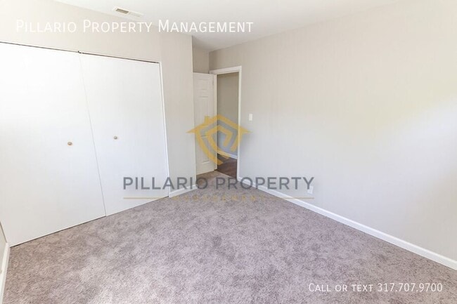 Building Photo - 2832 Manlove Ave