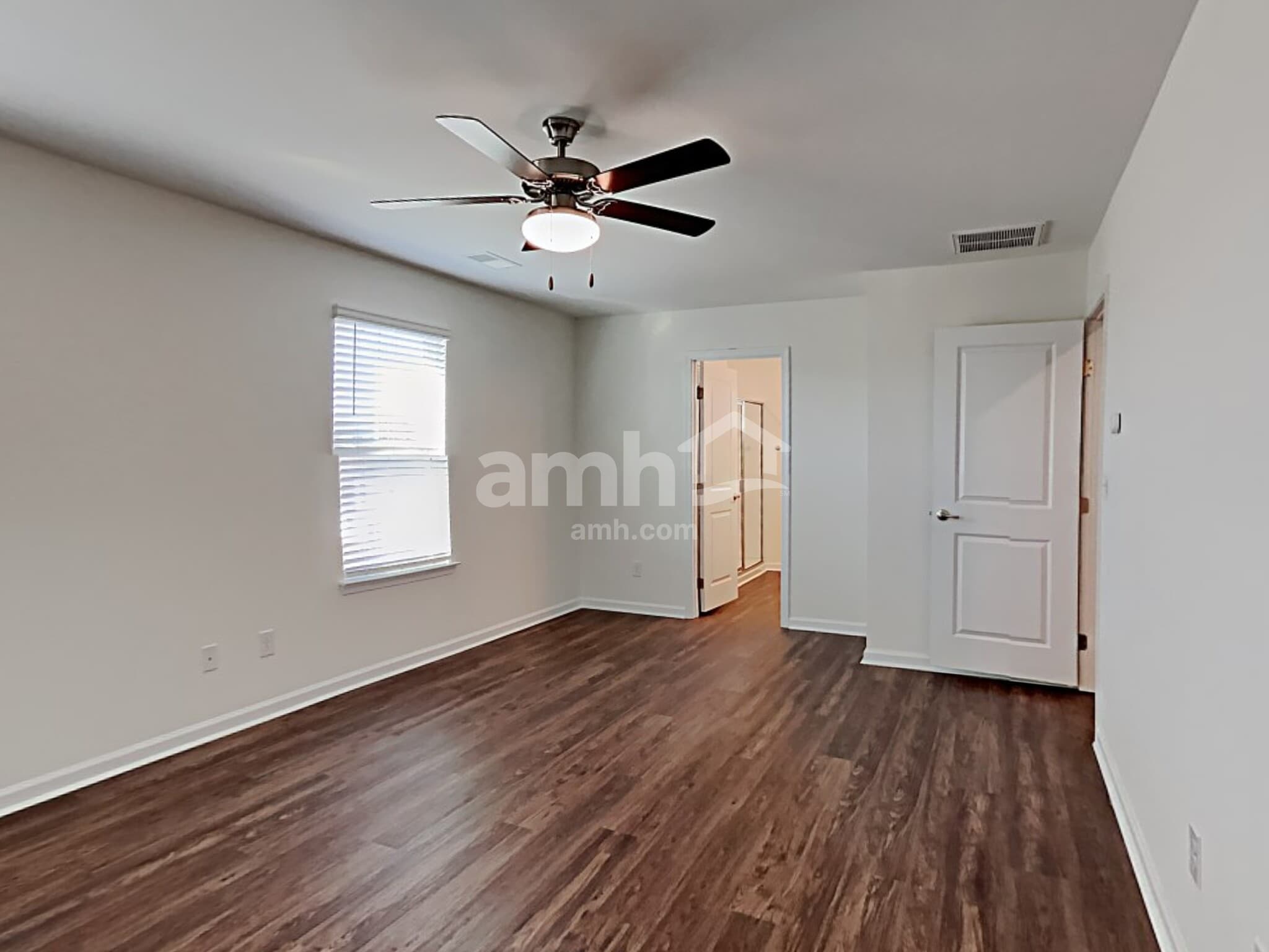 Building Photo - 5053 Twin River Dr