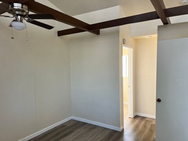 Building Photo - Delta Living