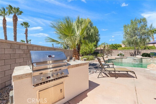 Building Photo - 39371 Blossom Cir