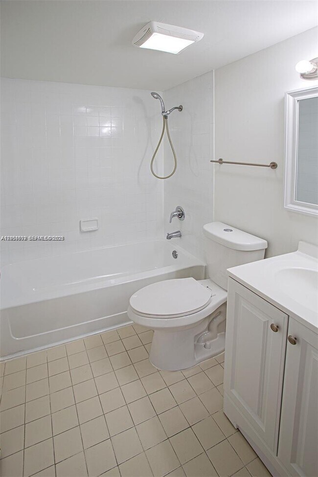 Building Photo - 15550 SW 80th St