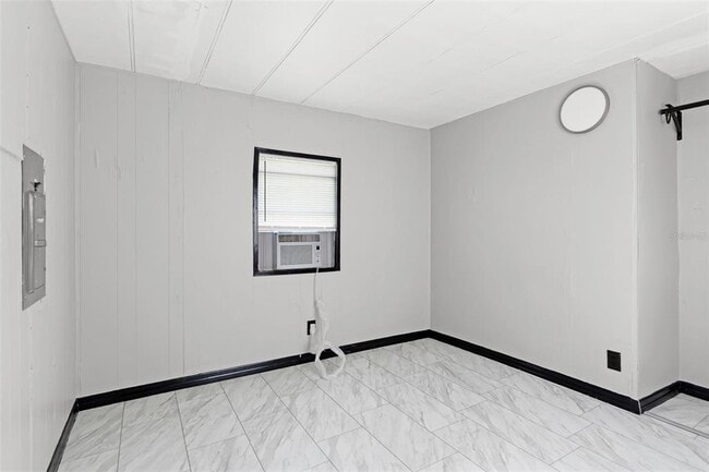 Building Photo - 2854 Lake Alfred Rd