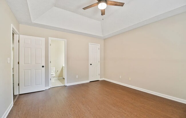 Building Photo - 393 Forest Park Dr