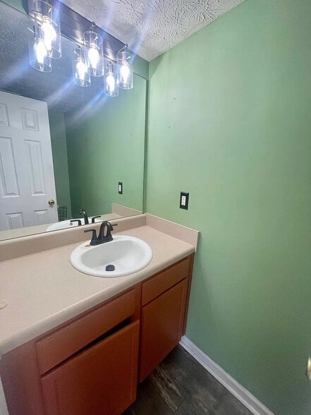 Building Photo - Room in Single Family Home on Woodwind Way