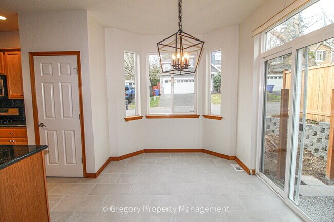 Building Photo - 12920 NE 203rd Ct