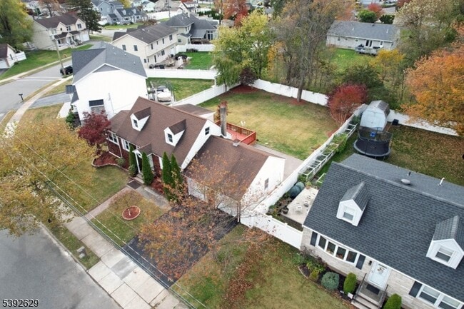 Building Photo - 29 Winifred Dr