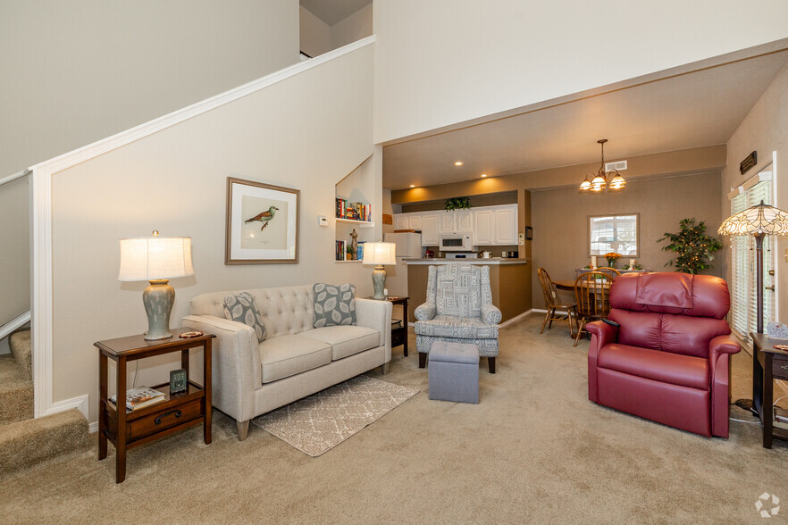 2BR, 2BA - 1182SF - Living Room - Quarters at Cambridge Apartments & Townhomes