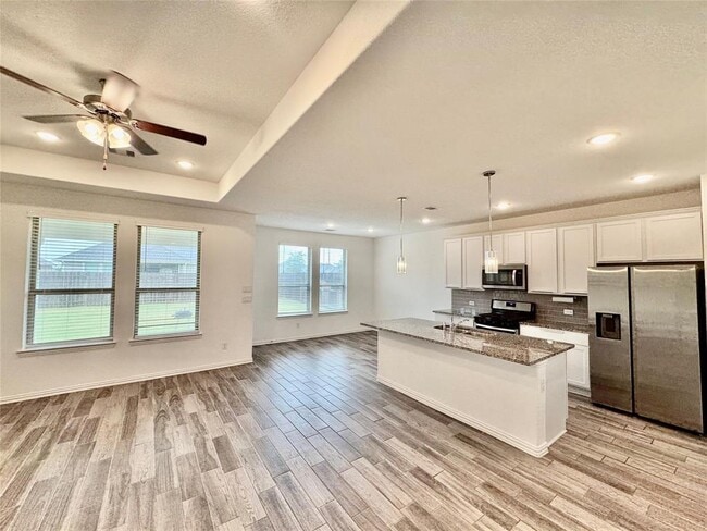 Building Photo - 31331 Whitfield Ct