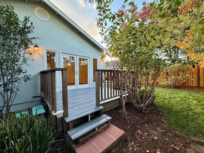 Building Photo - Beautifully Renovated Silicon Valley Home ...