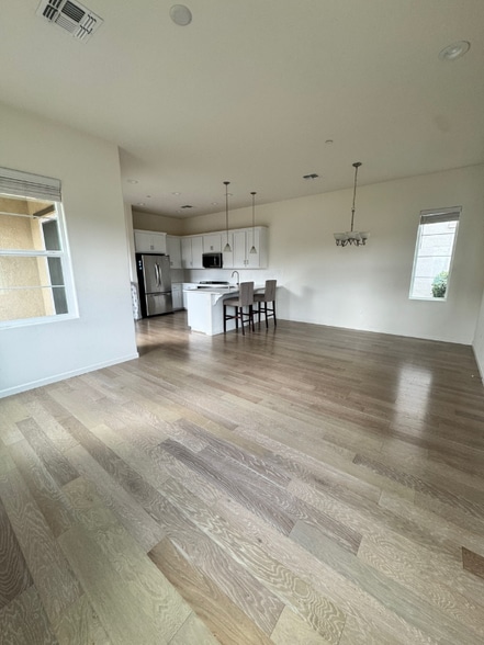 Building Photo - 4389 Natomas Central Dr
