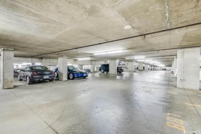 Attached Parking Garage - 300 3rd St