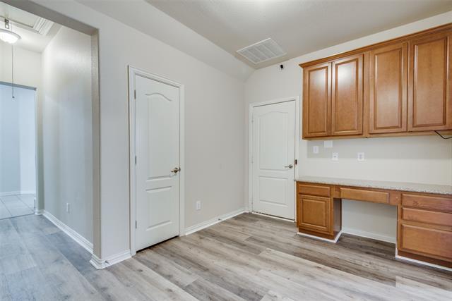 Building Photo - 2316 Collin Dr
