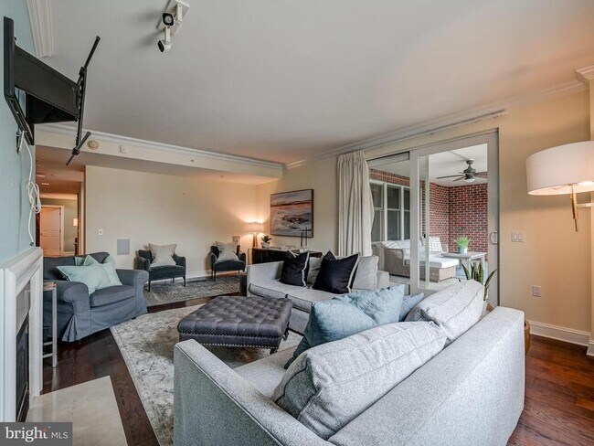 Building Photo - 801 Key Hwy