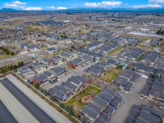 Building Photo - 3324 E Garrin Ct