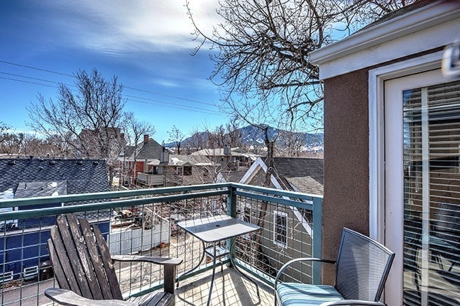 Building Photo - Walk to Pearl Street - Beautiful 1 Bedroom...