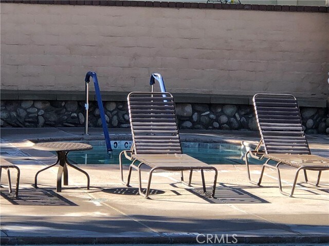 Building Photo - 25056 Driftoak St