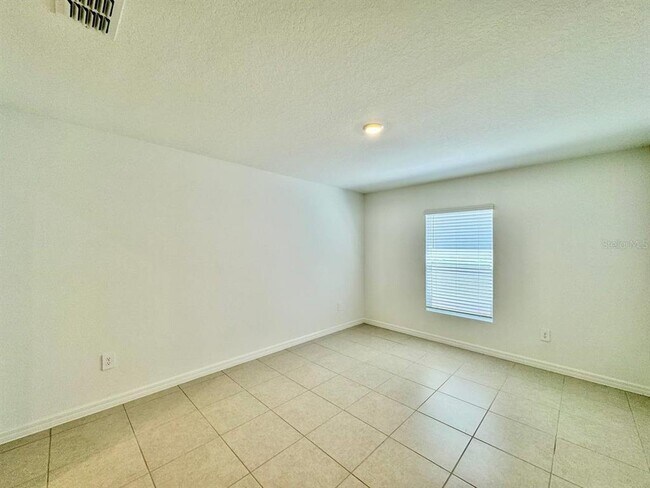 Building Photo - 10275 Purple Leaf Ct