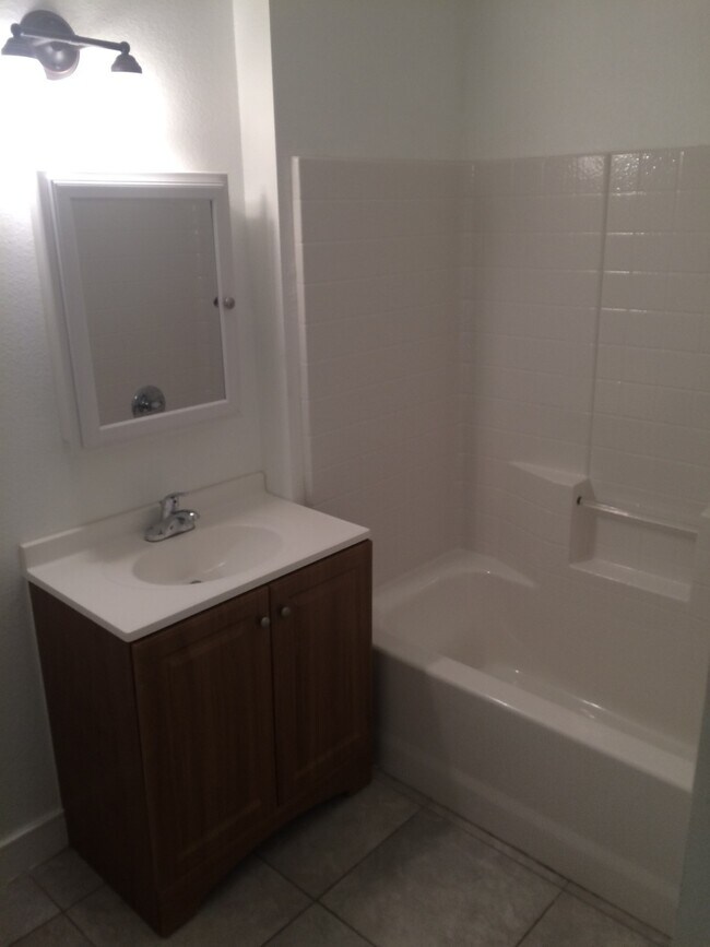 Building Photo - 1517 Ralston St