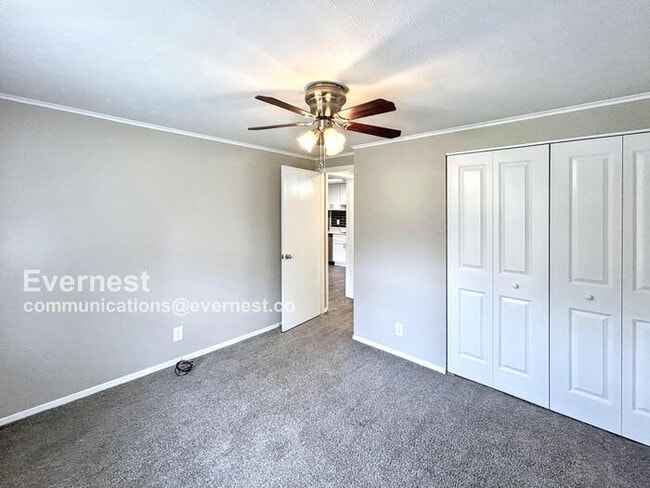 Building Photo - 120 Safe Harbor Dr