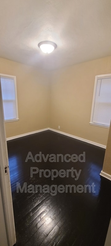 Building Photo - 4740 N 22nd St