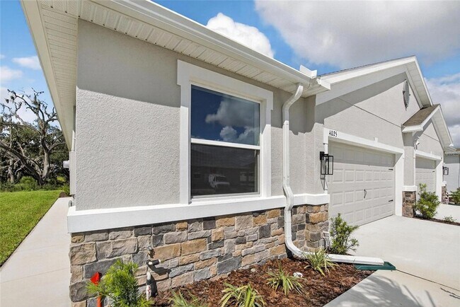 Building Photo - 4025 Westwood Flds Lp