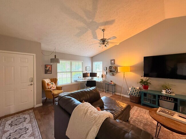 Building Photo - 4064 Fiddlesticks Dr