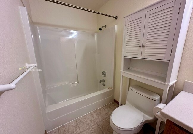 Building Photo - 31080 State Rte 20