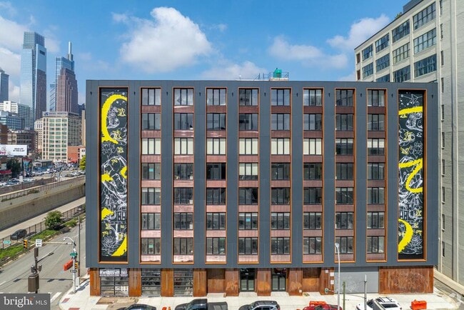 Building Photo - 1201 Vine St