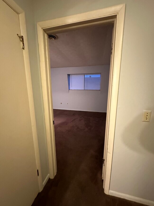 Building Photo - 6570 Santa Cruz Pl