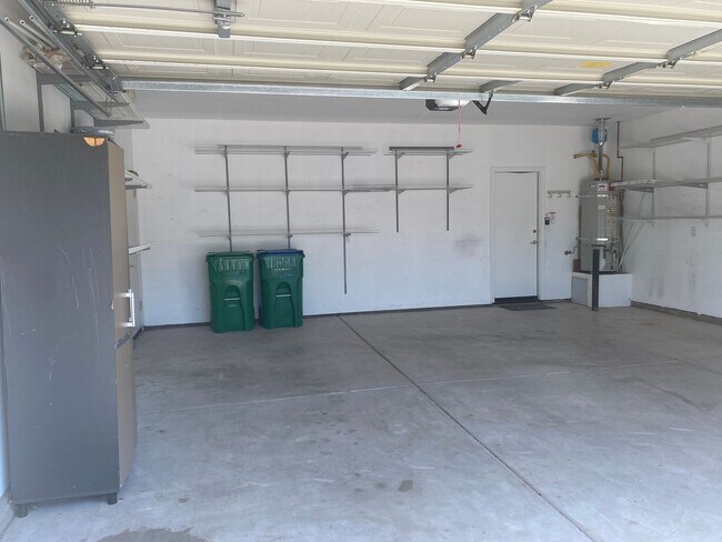 Building Photo - Single Story Home in South Reno